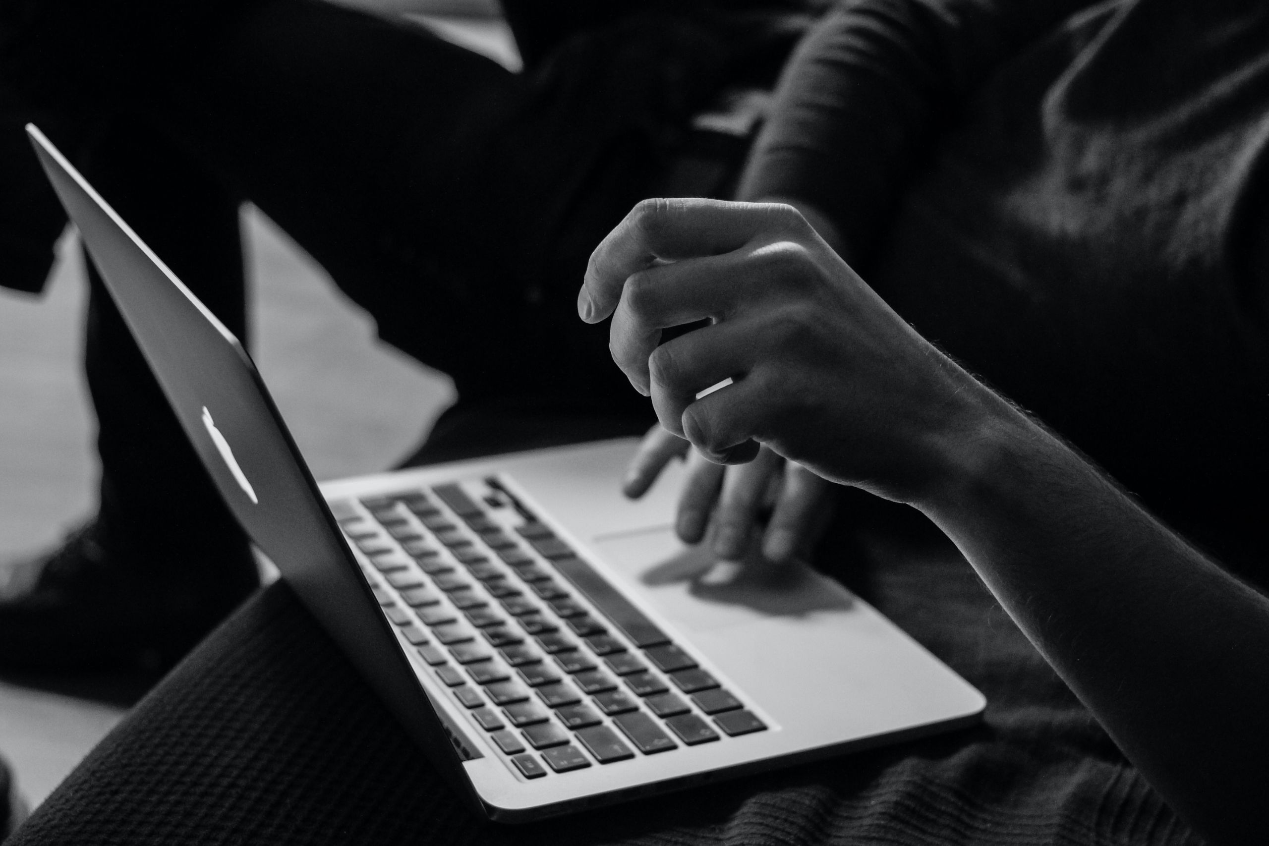 Herencias digitales: cómo proteger y gestionar tus activos en línea
