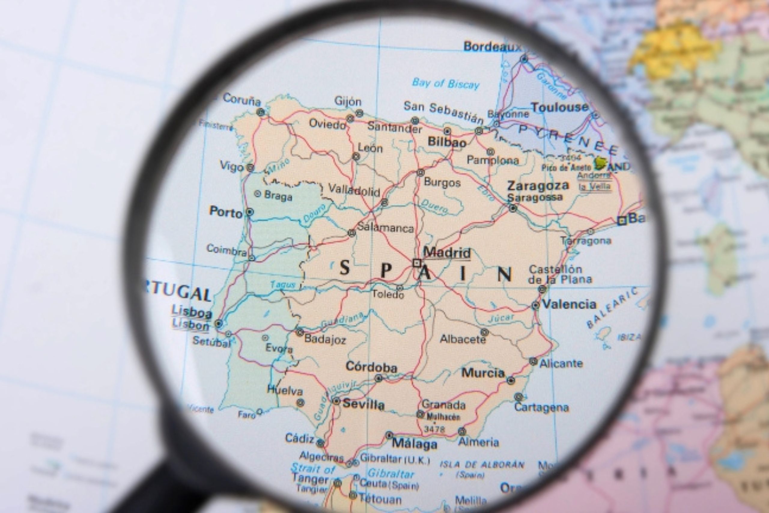 Razones por las que las comunidades autónomas están eliminando el Impuesto de Sucesiones